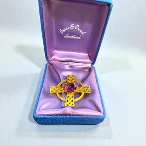 VINTAGE INNES CROMB SCOTLAND SCOTTISH  CROSS Brooch